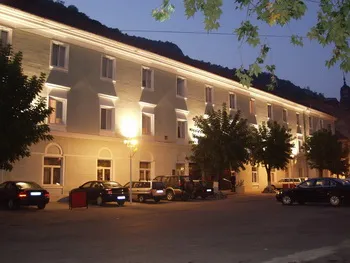 cazare baile herculane - Cazare in Băile Herculane - Hotel Ferdinand ***, rezervari online in Băile Herculane: Hotel ***