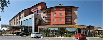 Hotel Apollo Wellness Club - Sangeorgiu de Mures - Cazare, camere, apartamente, strand, spa, bai sarate, sauna...