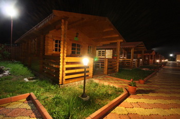 Cazare in Baile Herculane - Casutele Casa Ecologica, rezervari online in Baile Herculane: Casute Cazare in Baile Herculane - Casutele Casa Ecologica, rezervari online in Baile Herculane: Casute