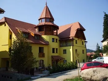 cazare baile tusnad - Cazare in Băile Tușnad - Pensiune Sfantu Cristof ***, rezervari online in Băile Tușnad: Pensiune ***