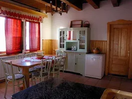 Izvoare - Casa Kozma Erzsebet - Jud Harghita