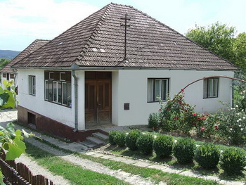 Cazare in Mugeni - Pensiune Agroturistica Ilyes ***, rezervari online in Mugeni: Pensiune *** cazare mugeni - Cazare in Mugeni - Pensiune Agroturistica Ilyes ***, rezervari online in Mugeni: Pensiune ***