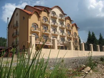 cazare arieseni - Cazare in Arieseni - Hotel Cristalin ***, rezervari online in Arieseni: Hotel ***