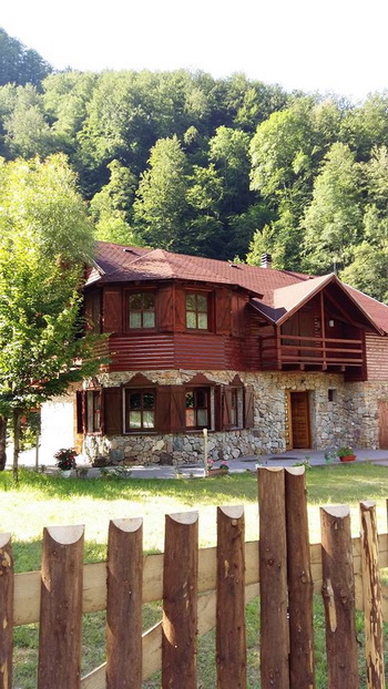 Cazare Boga -  Casa de Vacanta Florina - Muntii Apuseni - Padis - Judetul Bihor