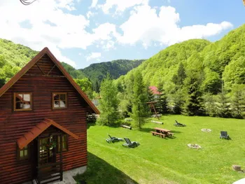 Cazare Coada Lacului Lesu - Vila Ozon - Stana de Vale - Muntii Bihor