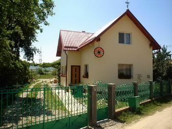 Cazare in Cornesti - Hostel Kereki **, rezervari online in Cornesti: Hostel ** cazare statiunea baisoara - Cazare in Cornesti - Hostel Kereki **, rezervari online in Cornesti: Hostel **