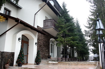 cazare hunedoara - Cazare in Hunedoara - Hotel Cincis ***, rezervari online in Hunedoara: Hotel ***