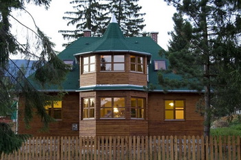 Cazare in Izvorul Muresului - Vila Oktogon ***, rezervari online in Izvorul Muresului: Vila *** cazare izvoru muresului - Cazare in Izvorul Muresului - Vila Oktogon ***, rezervari online in Izvorul Muresului: Vila ***