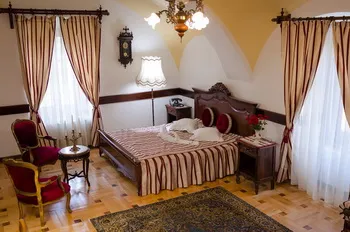 Cazare Ogra - Hotel Castel Haller - Judetul Mures