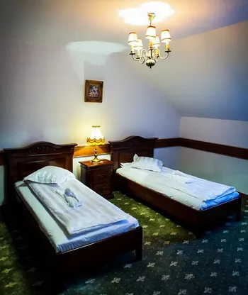 Cazare Ogra - Hotel Castel Haller - Judetul Mures