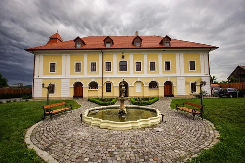 Cazare Ogra - Hotel Castel Haller - Judetul Mures