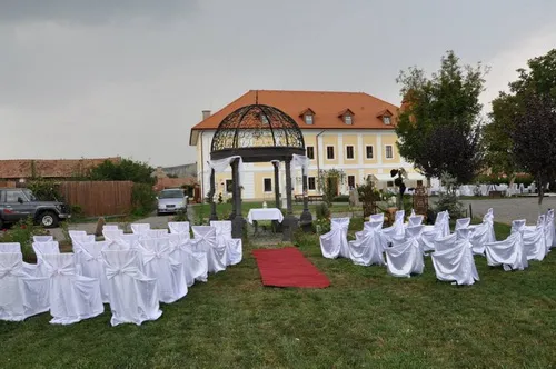 Cazare Ogra - Hotel Castel Haller - Judetul Mures