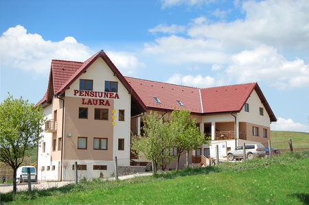 Cazare in Turda, Petrestii de Jos - Pensiunea Laura ***, rezervari online in Turda, Petrestii de Jos: Pensiunea *** cazare turda - Cazare in Turda, Petrestii de Jos - Pensiunea Laura ***, rezervari online in Turda, Petrestii de Jos: Pensiunea ***