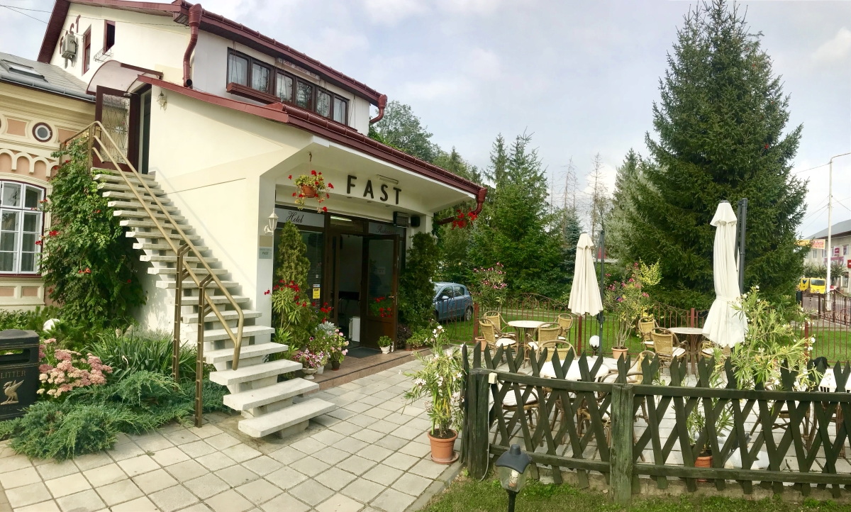Szállás Radóc (Radauti) - Hotel Fast Panzió - Szucsáva megye - Suceava