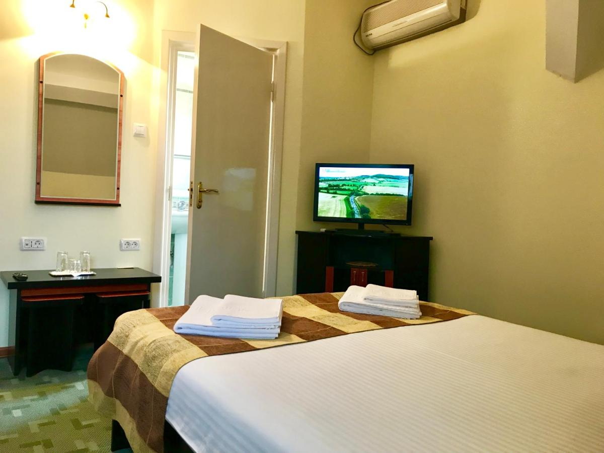 Szállás Radóc (Radauti) - Hotel Fast Panzió - Szucsáva megye - Suceava