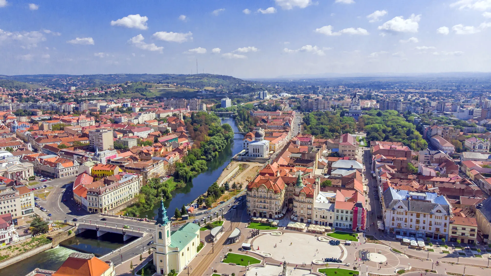 Oradea | Piata Unirii | Crisul Repede | Palatul Vulturul Negru