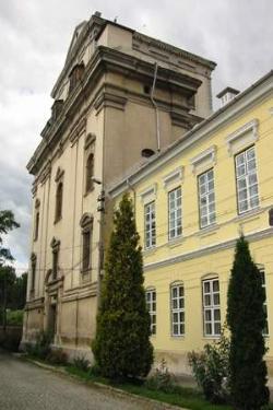 Prezentare in imagini: descriere, poze, harta, cazare, atractii–drumetii Alba Iulia Cazare Prezentare in imagini: descriere, poze, harta, cazare, atractii–drumetii Alba Iulia Cazare