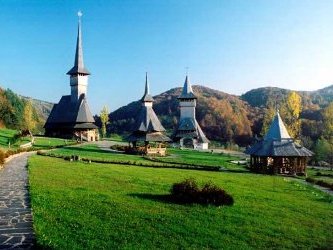 Biserica de lemn Barsana Turism Biserici de lemn din Maramures Cazare