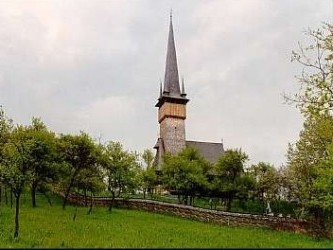 Biserica de lemn Plopis Turism Biserici de lemn din Maramures Cazare
