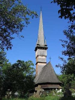 Biserica de lemn Surdesti Turism Biserici de lemn din Maramures Cazare