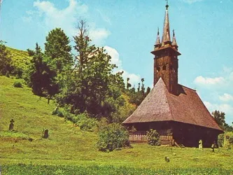 Biserica de lemn din Costisa Turism Biserici din Suceava Cazare