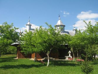 Biserica de lemn din Maritei Turism Biserici din Suceava Cazare