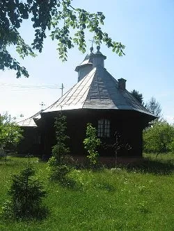 Biserica de lemn din Maritei Turism Biserici din Suceava Cazare