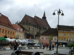 Prezentare in imagini: descriere, poze, harta, cazare, atractii–drumetii Brasov Cazare