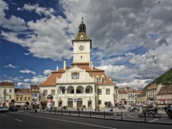 Prezentare in imagini: descriere, poze, harta, cazare, atractii–drumetii Brasov Cazare