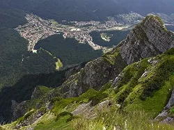 Prezentare in imagini: descriere, poze, harta, cazare, atractii–drumetii Busteni Sinaia Cazare