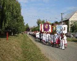 Prezentáció képekben: leírás, szállások, csomagajánlatok, programok, térkép, látványosságok Kápolnásfalu Szállás