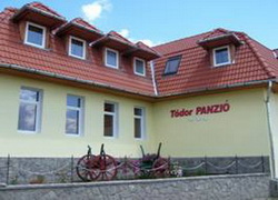 Prezentáció képekben: leírás, szállások, csomagajánlatok, programok, térkép, látványosságok Komollo Szállás Prezentáció képekben: leírás, szállások, csomagajánlatok, programok, térkép, látványosságok Komollo Szállás