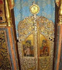Prezentare in imagini: descriere, poze, harta, cazare, atractii–drumetii Manastirea Horezu Cazare