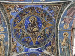 Prezentare in imagini: descriere, poze, harta, cazare, atractii–drumetii Manastirea Horezu Cazare