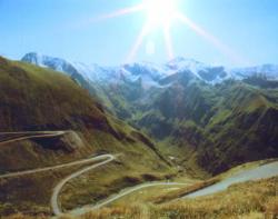 Prezentare in imagini: descriere, poze, harta, cazare, atractii–drumetii Transfagarasan Cazare Prezentare in imagini: descriere, poze, harta, cazare, atractii–drumetii Transfagarasan Cazare