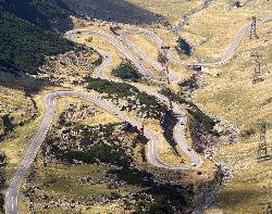 Prezentare in imagini: descriere, poze, harta, cazare, atractii–drumetii Transfagarasan Cazare Prezentare in imagini: descriere, poze, harta, cazare, atractii–drumetii Transfagarasan Cazare