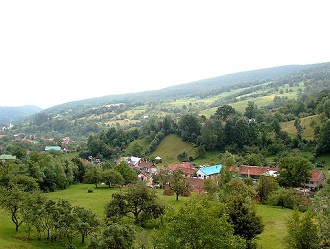 Prezentare in imagini: descriere, poze, harta, cazare, atractii–drumetii Biserici de lemn din Maramures Cazare