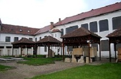Prezentáció képekben: leírás, szállások, csomagajánlatok, programok, térkép, látványosságok Zilah Szállás Prezentáció képekben: leírás, szállások, csomagajánlatok, programok, térkép, látványosságok Zilah Szállás